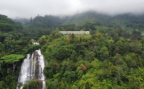 Hunas Falls Hotel